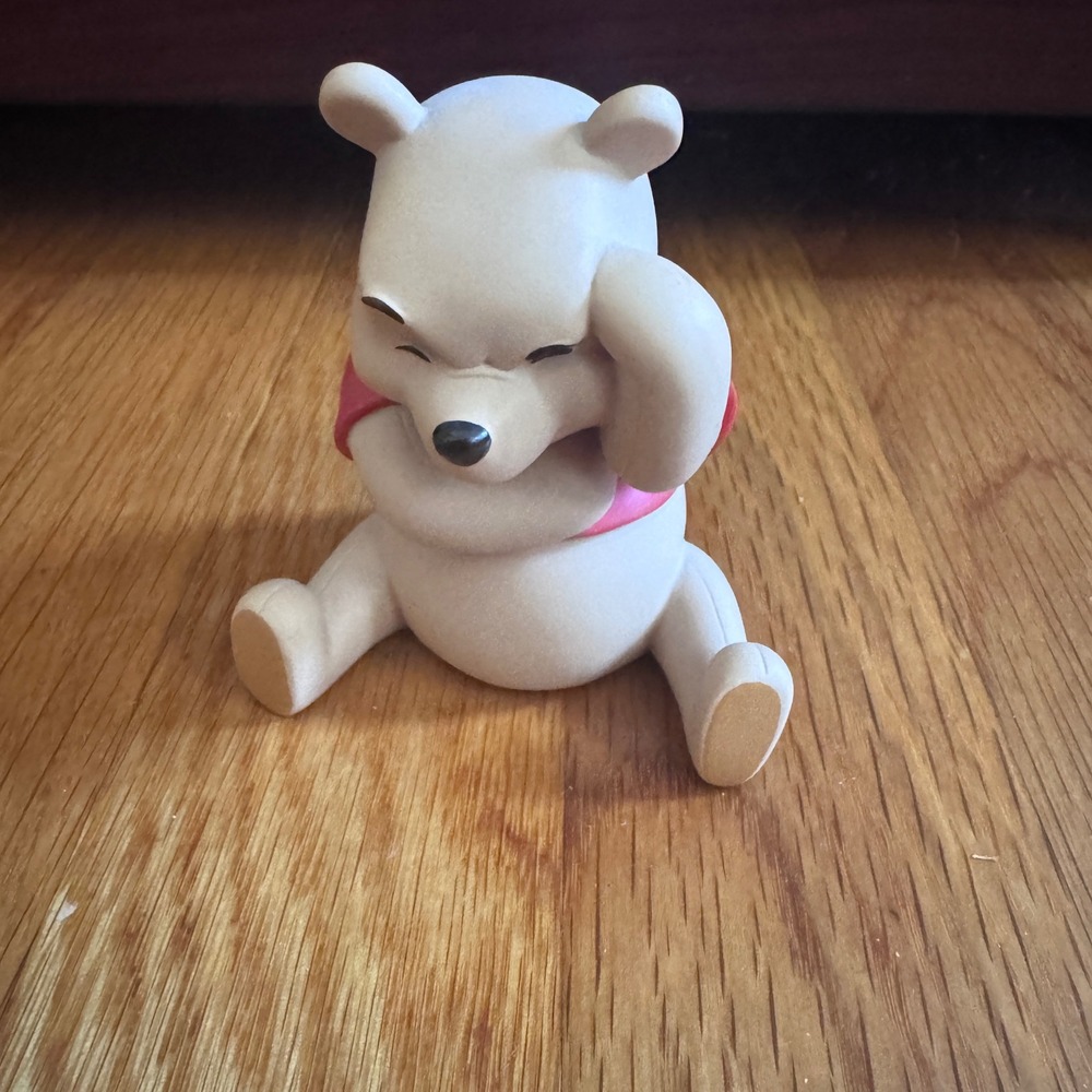 Pooh & Friends Think Think Think Pooh Figurine